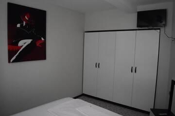 Фото номера Апартаменты с 1 спальней Отель Dimax Hotel г. Yoakim-Gruevo 2